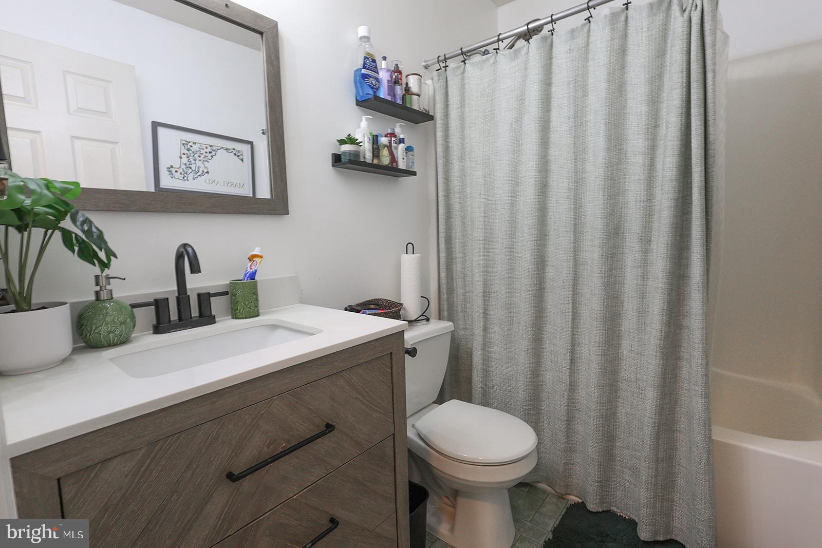 MEADOW LAKE - Residential