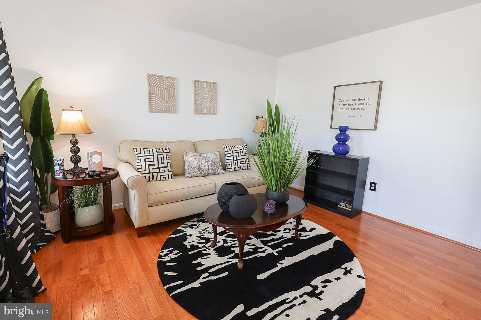 MEADOW LAKE - Residential