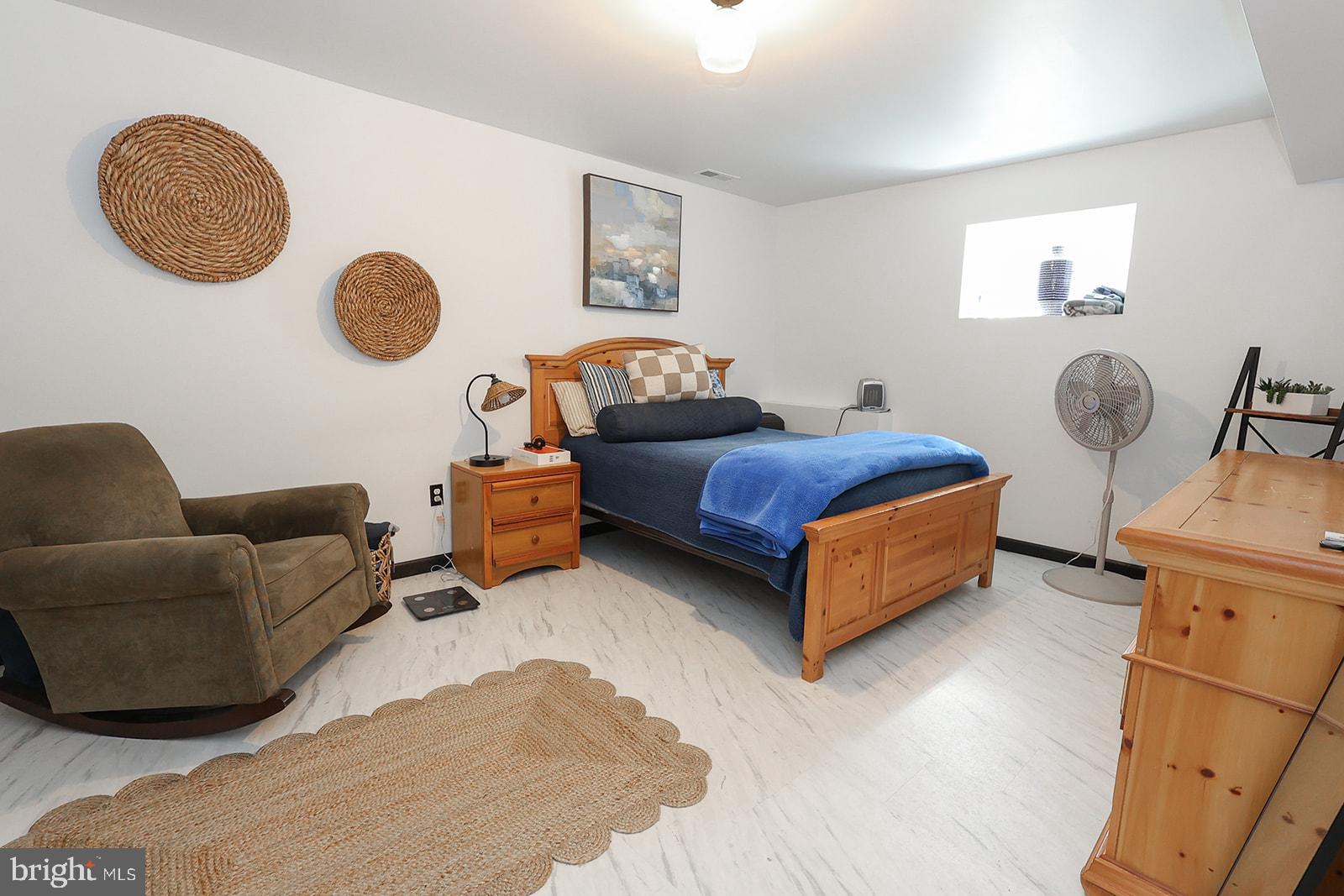 MEADOW LAKE - Residential