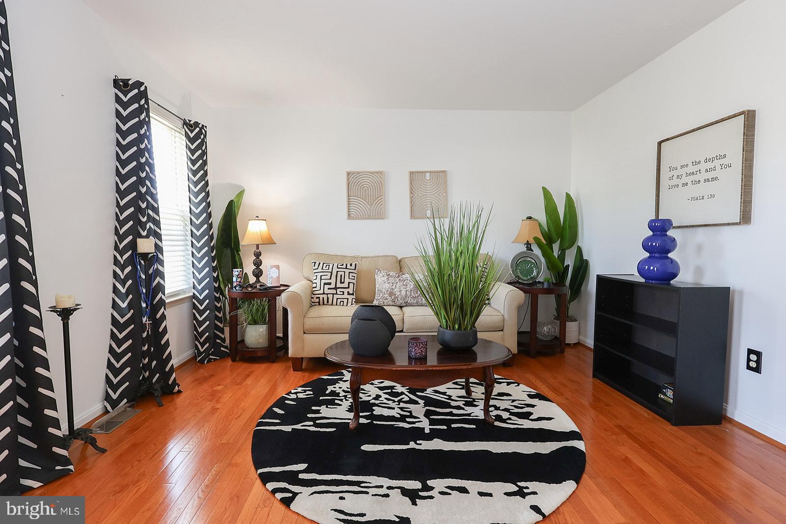 MEADOW LAKE - Residential