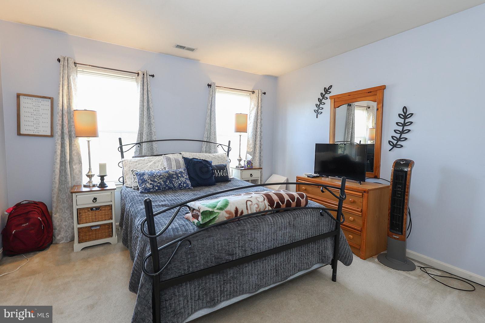 MEADOW LAKE - Residential