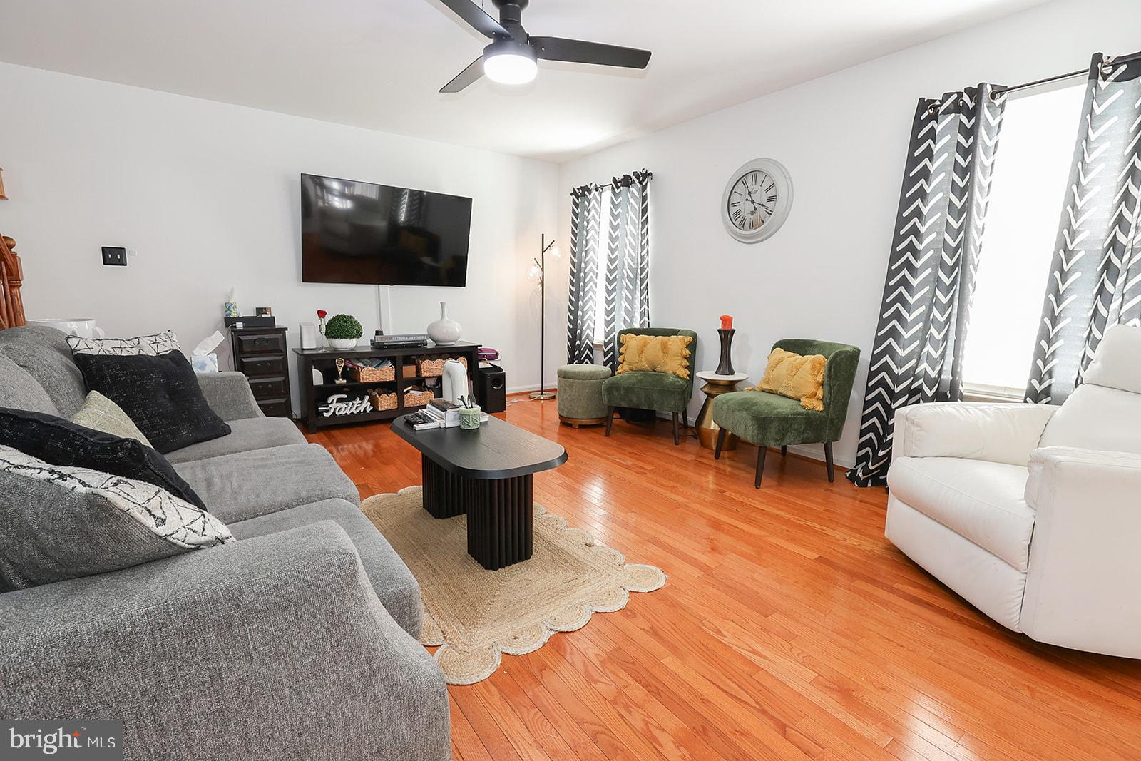 MEADOW LAKE - Residential