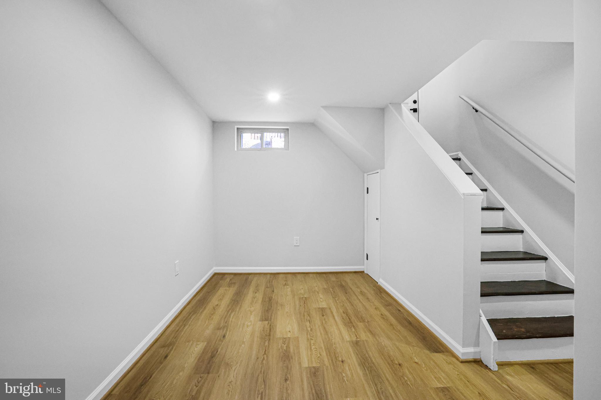 VEIRS MILL VILLAGE - Residential