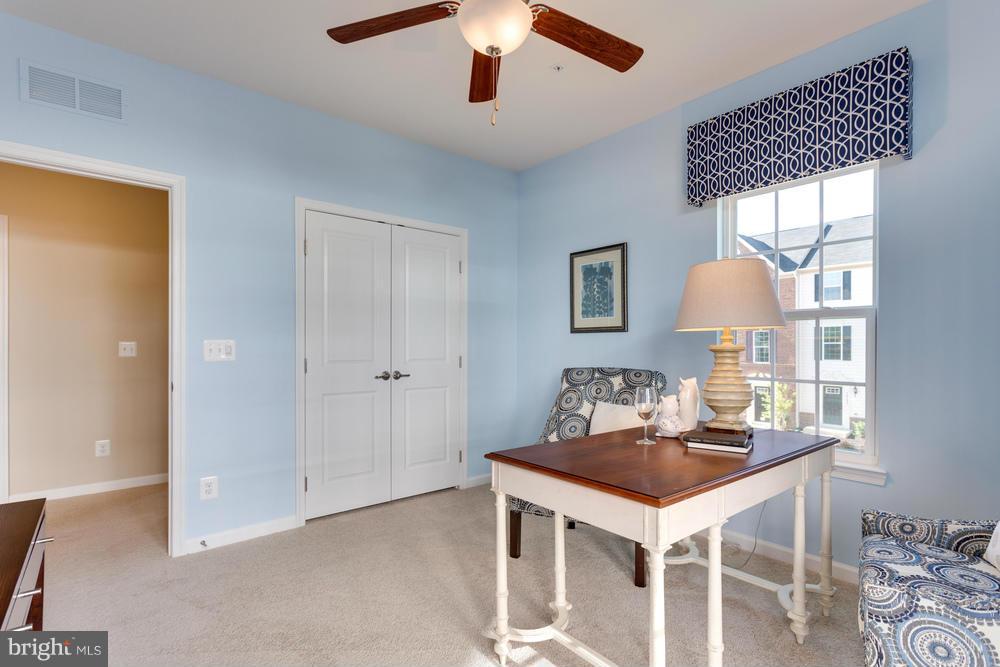 ORCHARD SQUARE - Residential