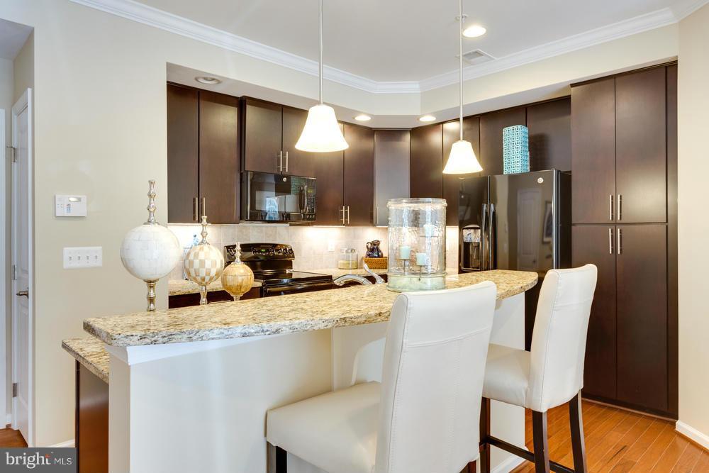 ORCHARD SQUARE - Residential