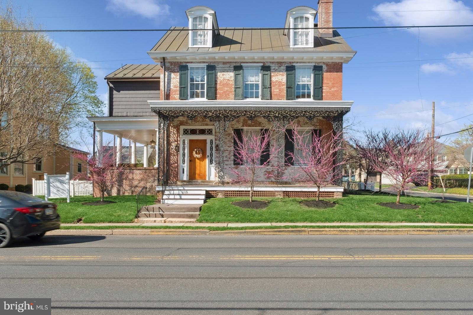 115 E WASHINGTON AVENUE