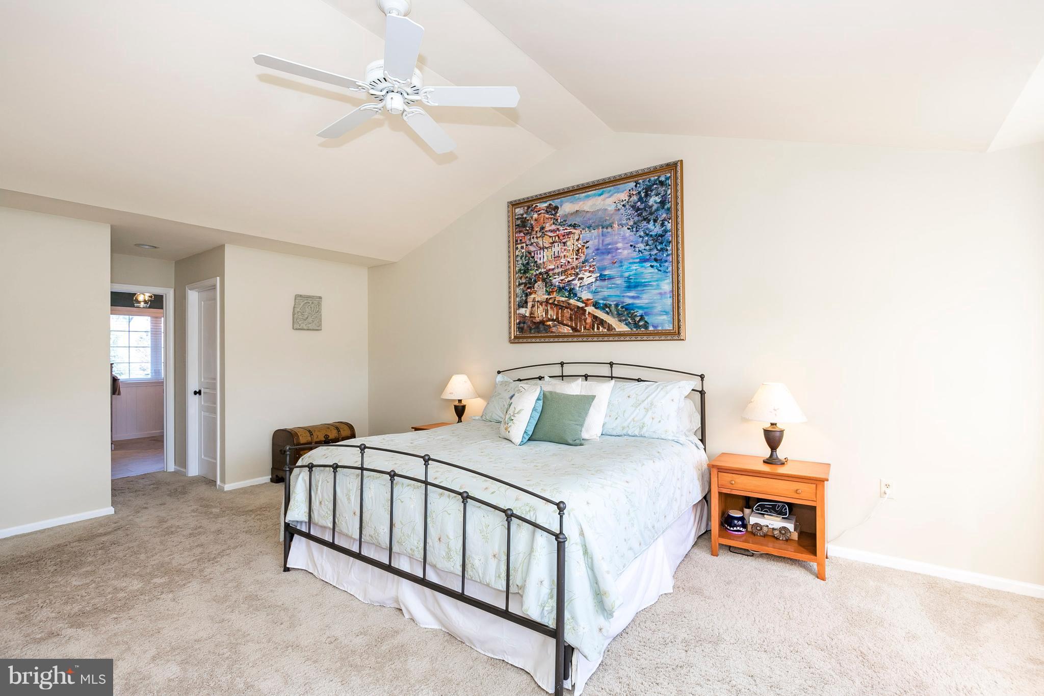 MARSHALL CREEK FAR - Residential