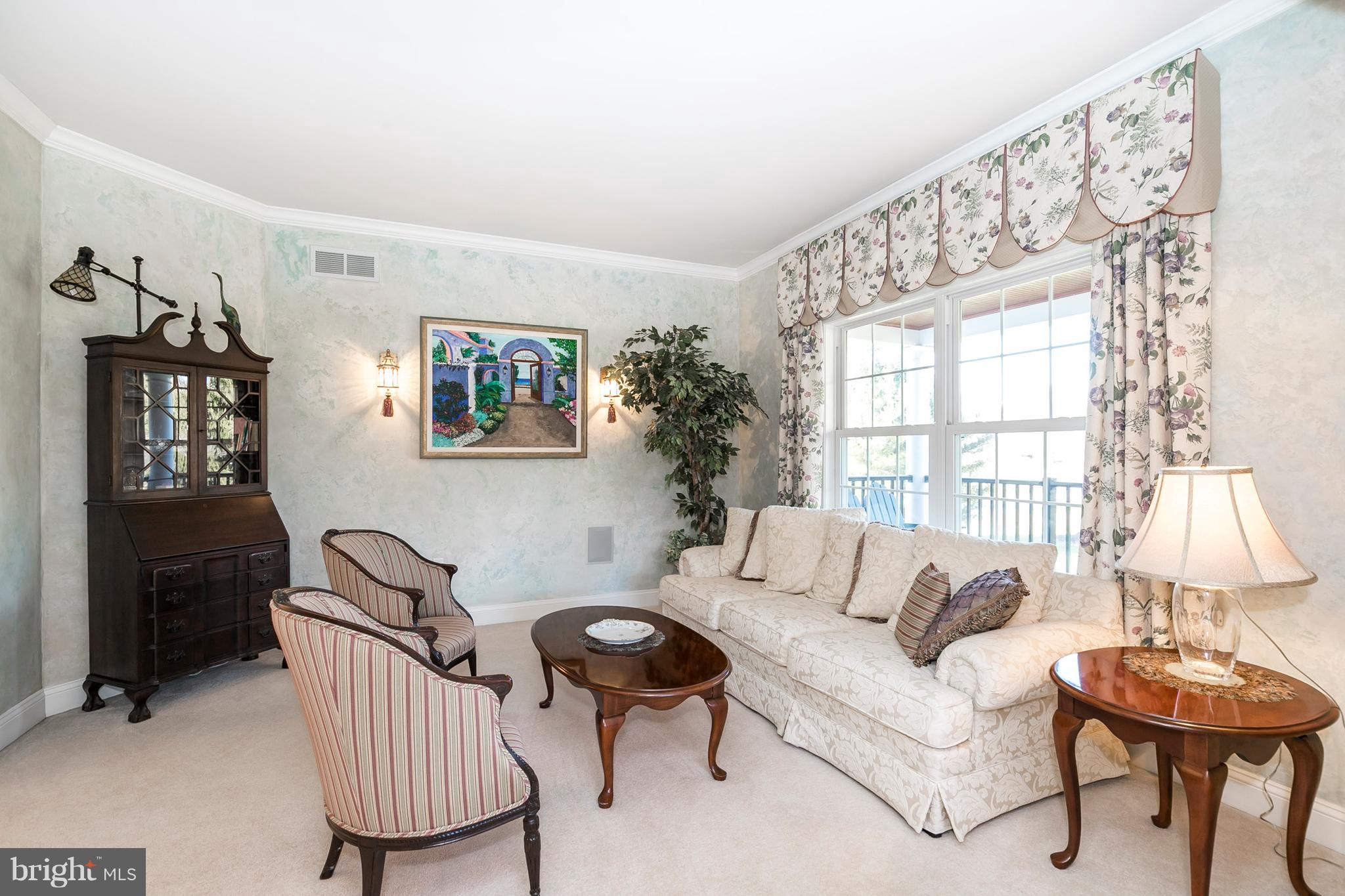 MARSHALL CREEK FAR - Residential