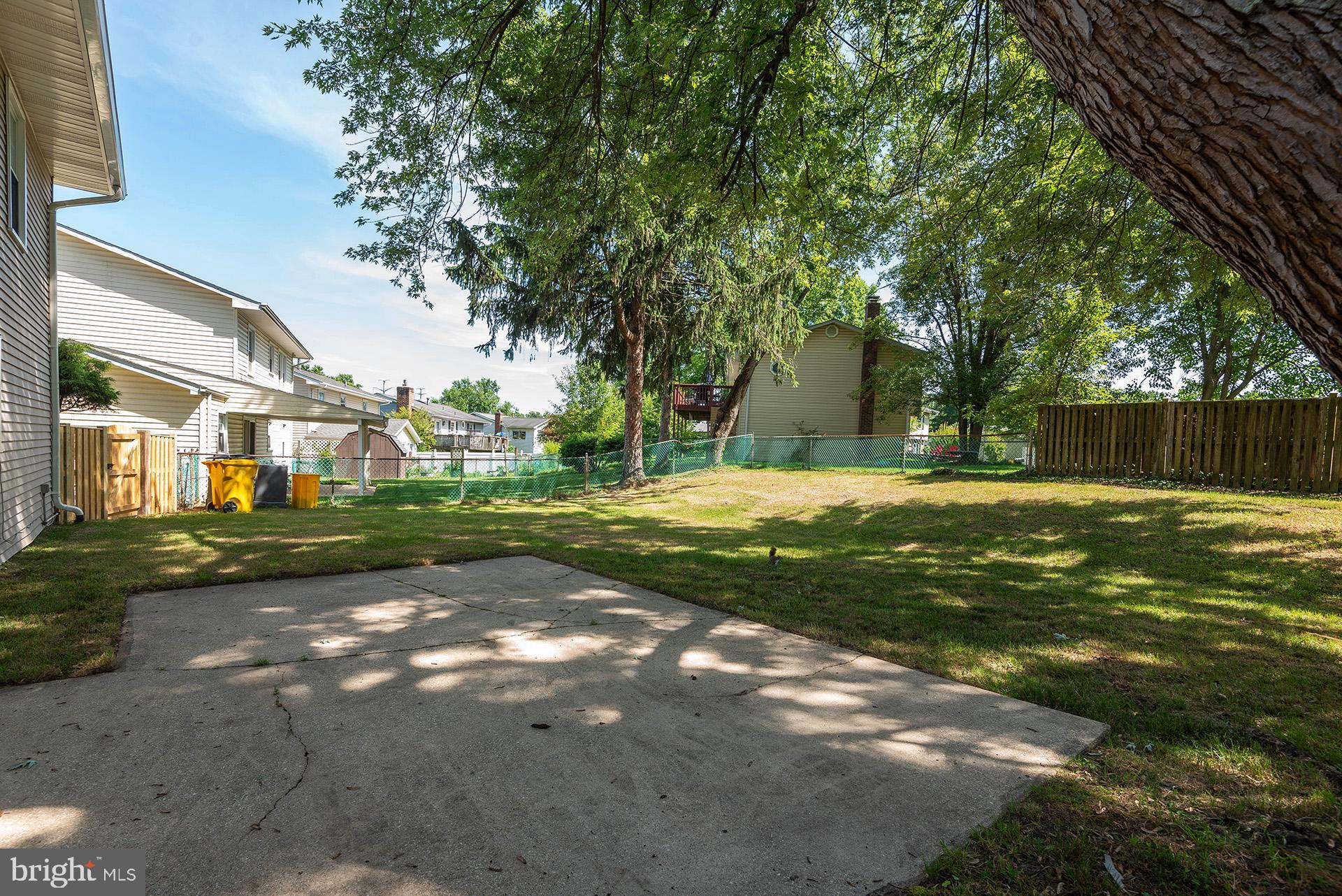 FOUR SEASONS ESTATES - Residential