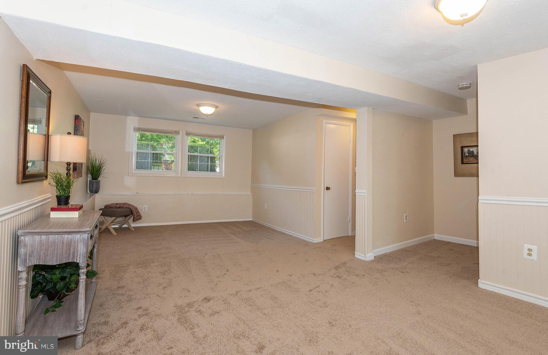 FOUR SEASONS ESTATES - Residential