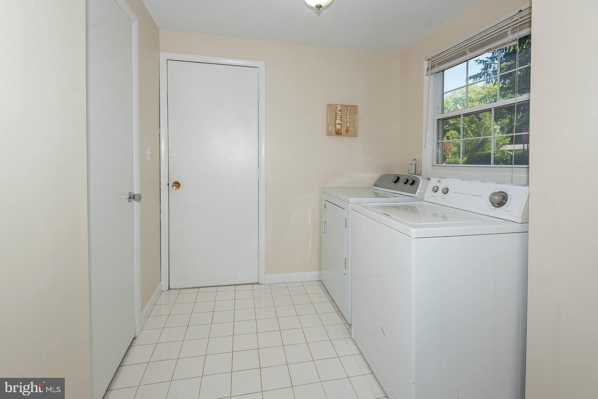 FOUR SEASONS ESTATES - Residential