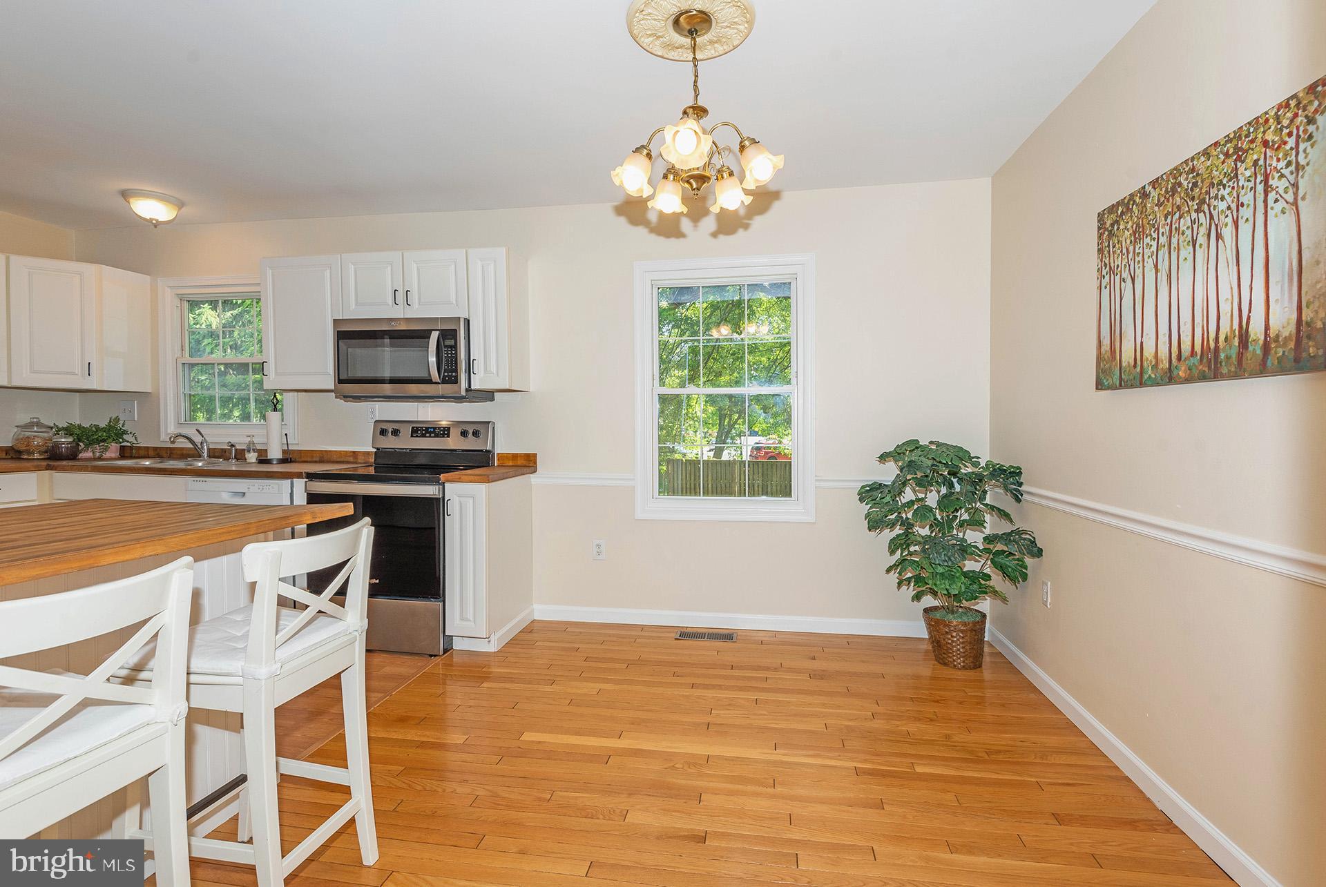 FOUR SEASONS ESTATES - Residential