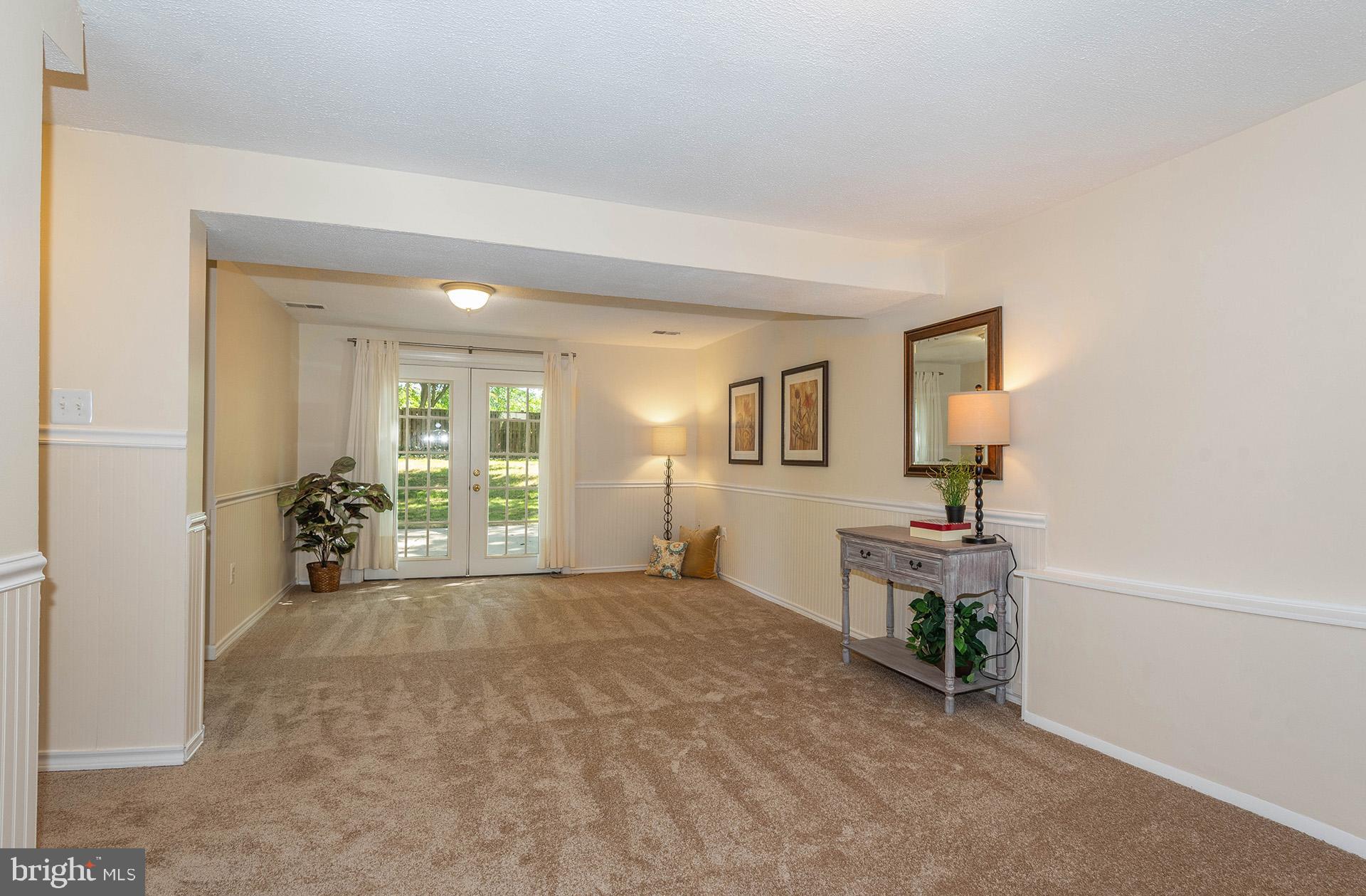 FOUR SEASONS ESTATES - Residential