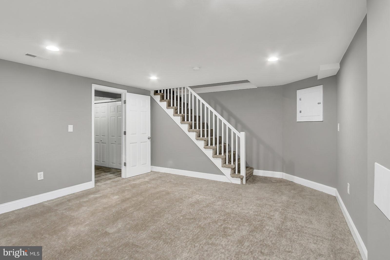 GREATER HOMELAND HISTORIC DISTRICT - Residential Lease