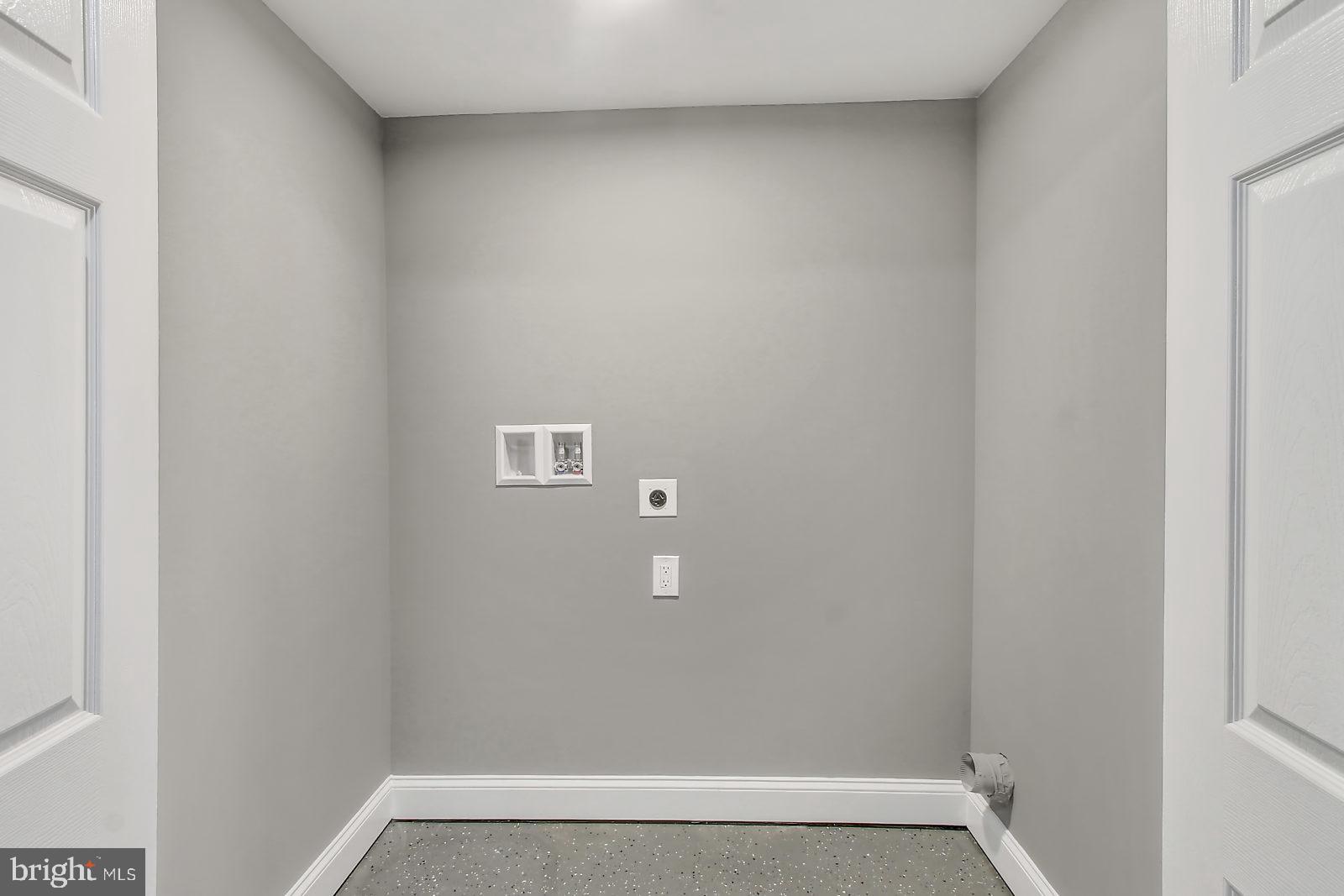 GREATER HOMELAND HISTORIC DISTRICT - Residential Lease