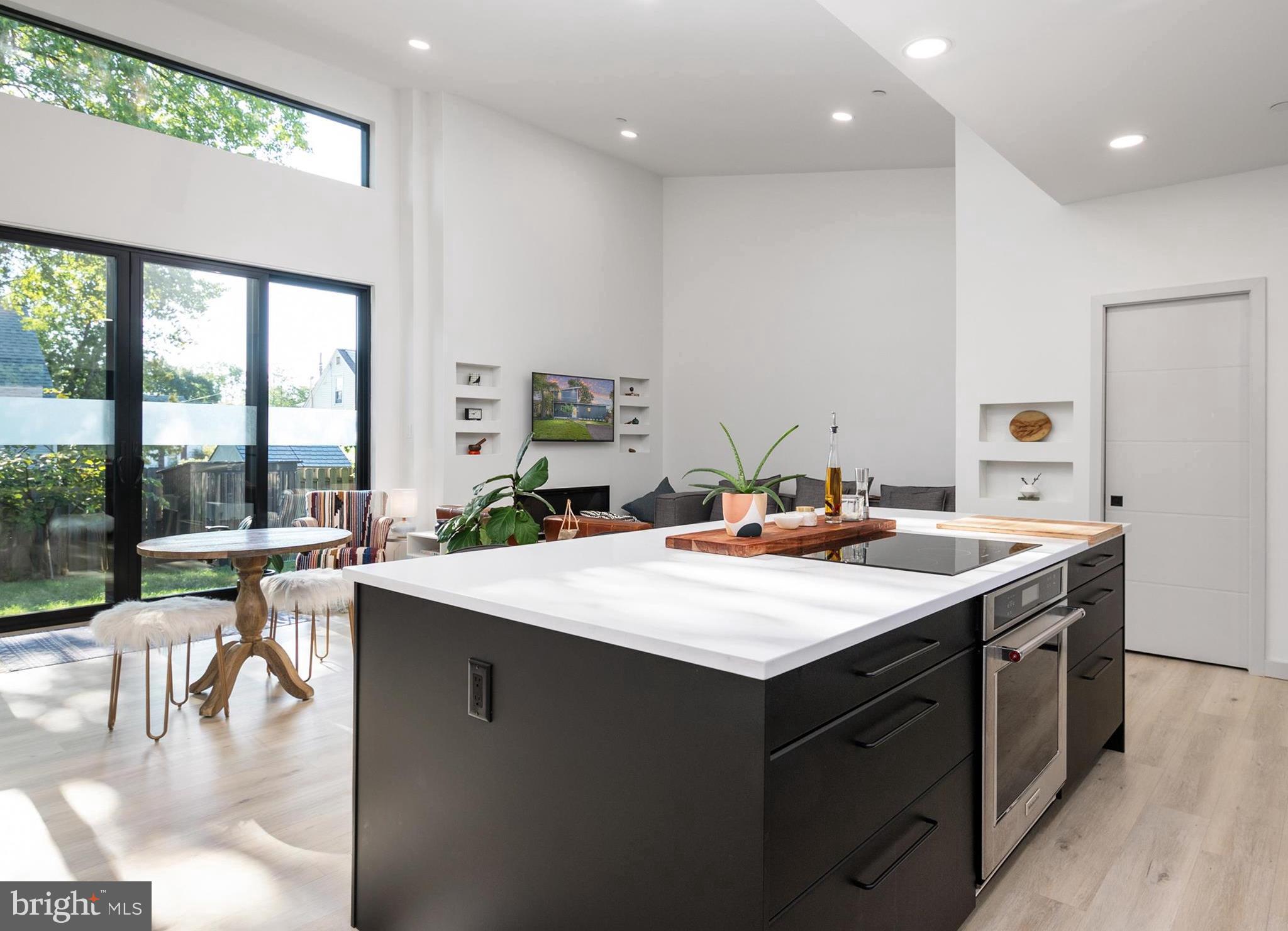 COLONY HILLS - Residential