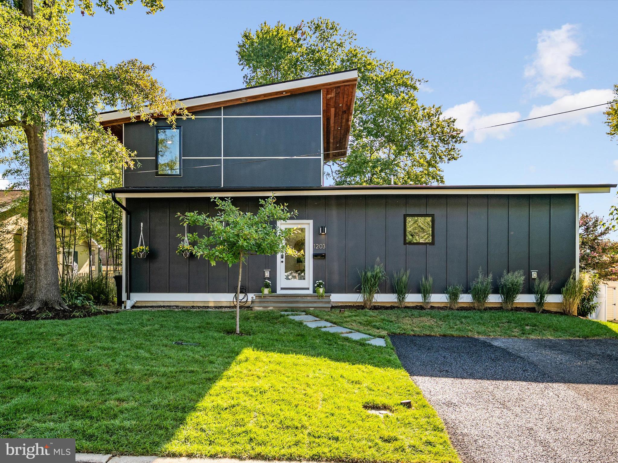 COLONY HILLS - Residential