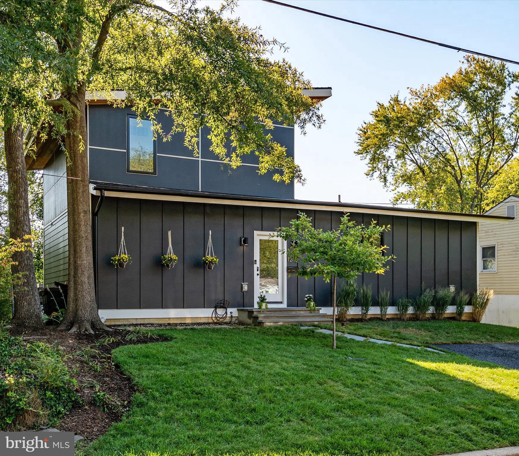COLONY HILLS - Residential