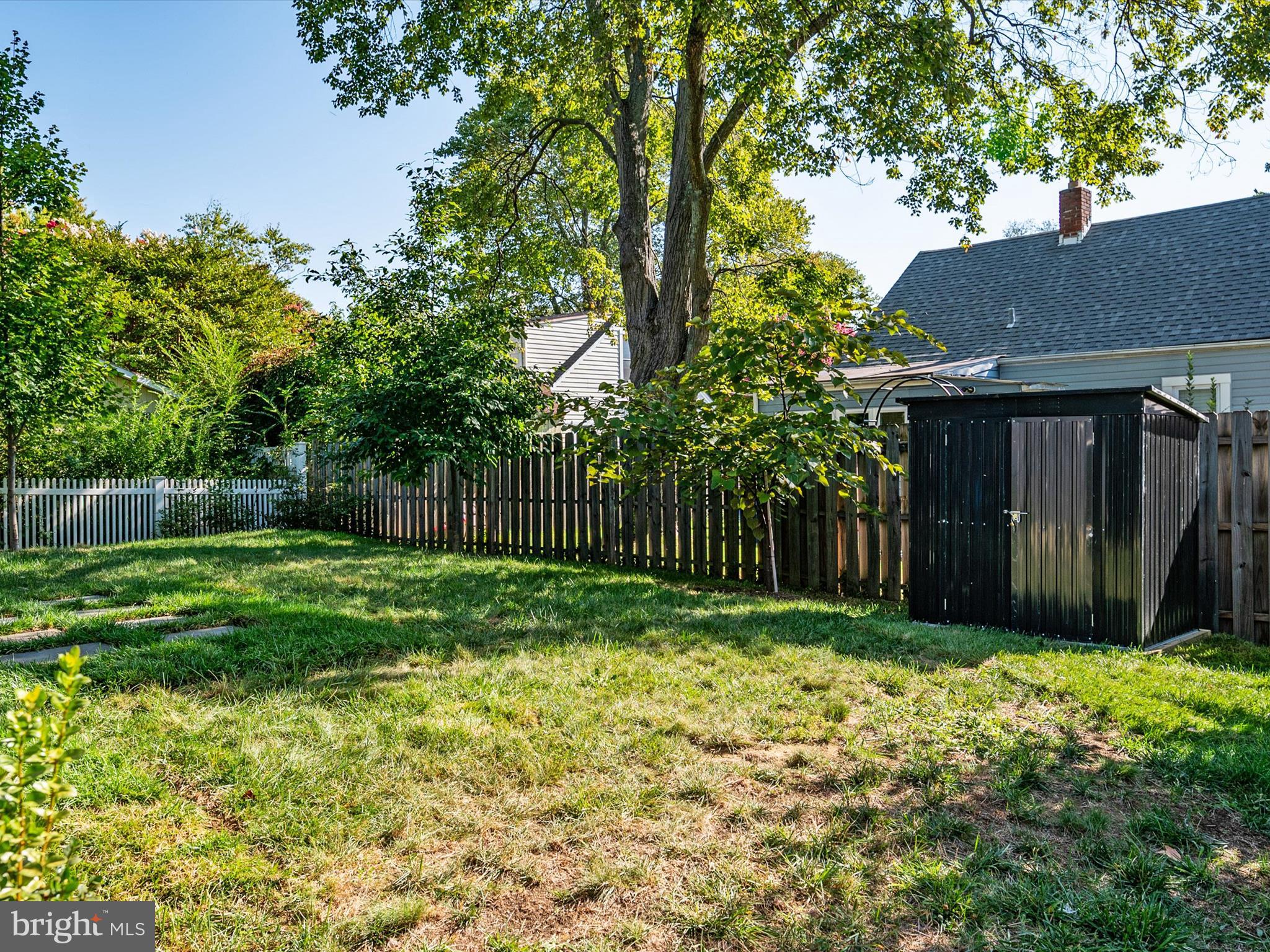 COLONY HILLS - Residential