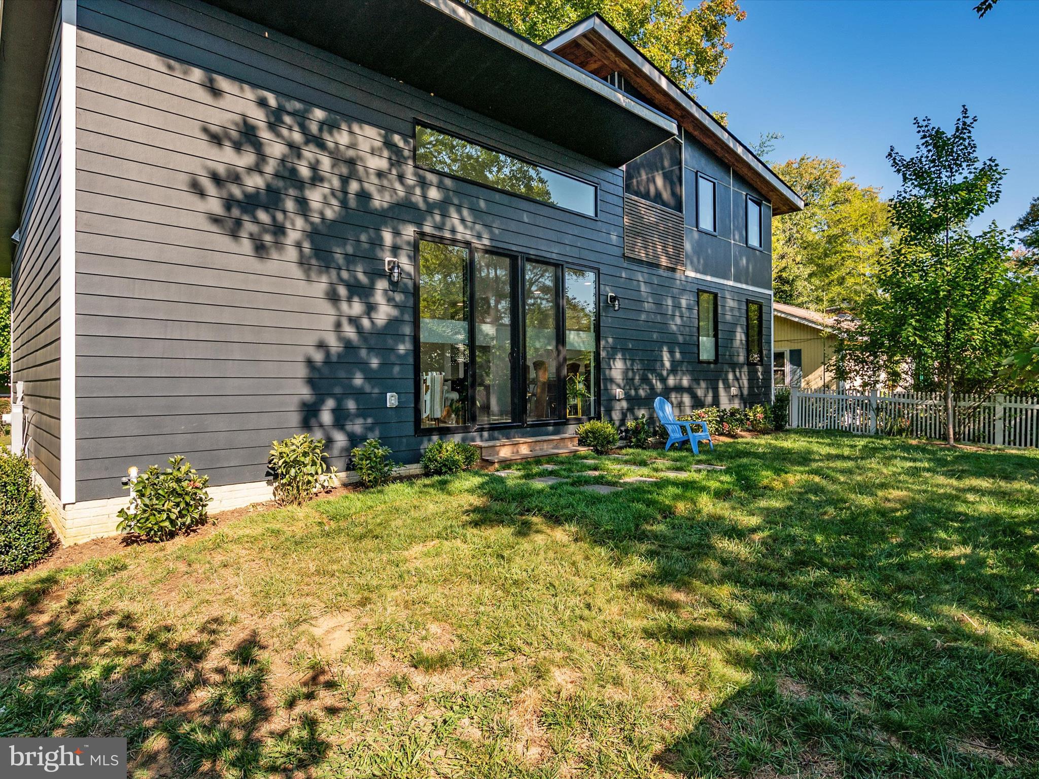 COLONY HILLS - Residential