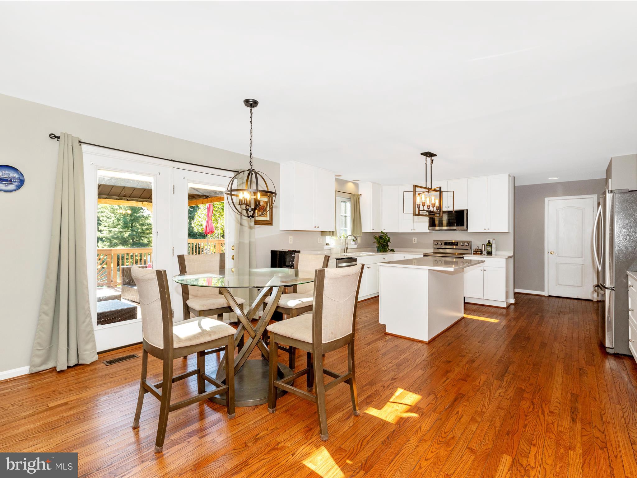 SAMHILL ESTATES - Residential