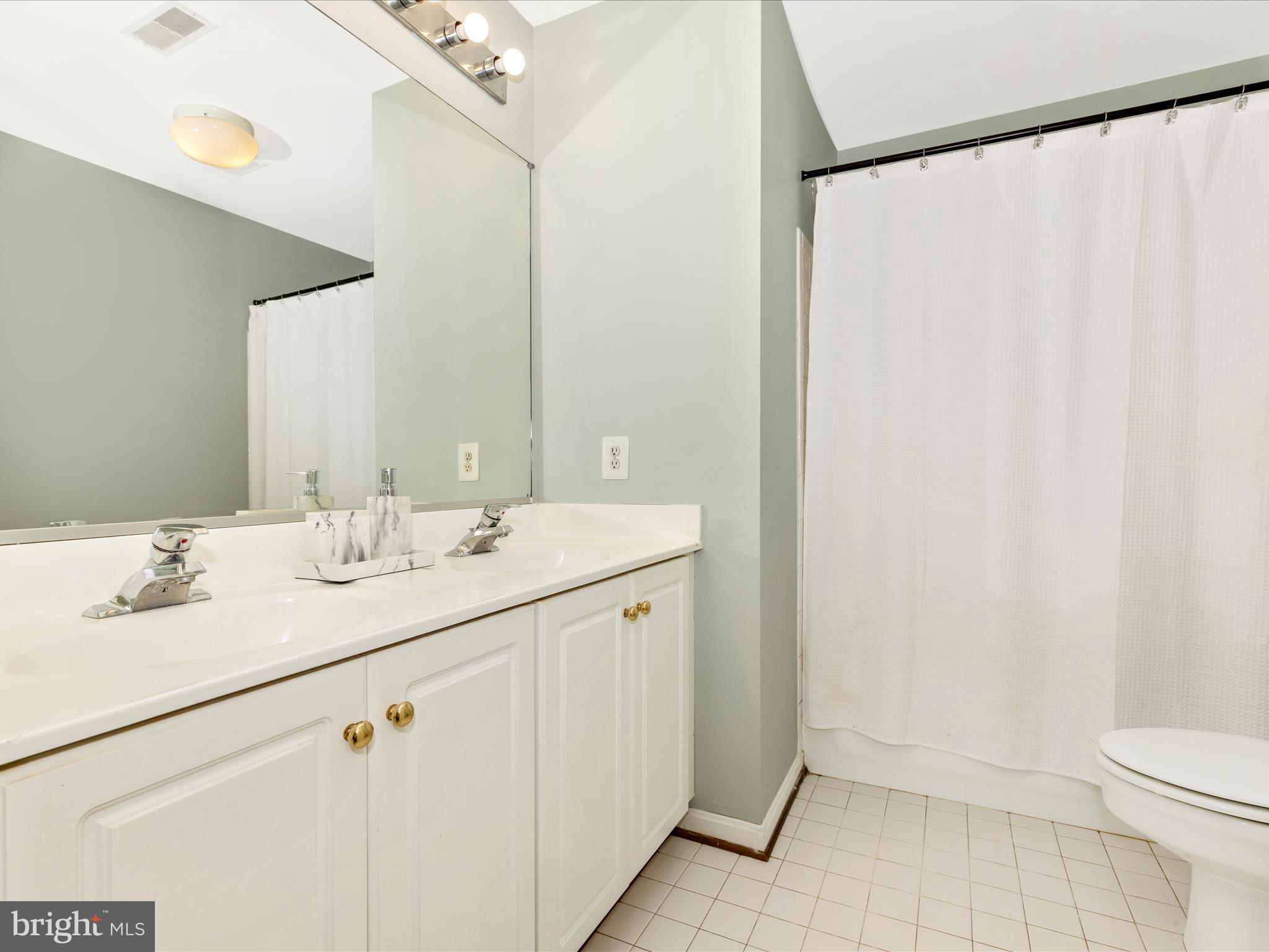 SAMHILL ESTATES - Residential