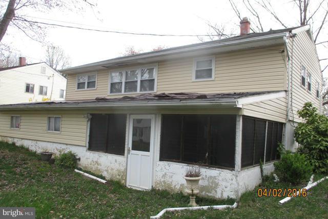 SUBURBIA - Residential