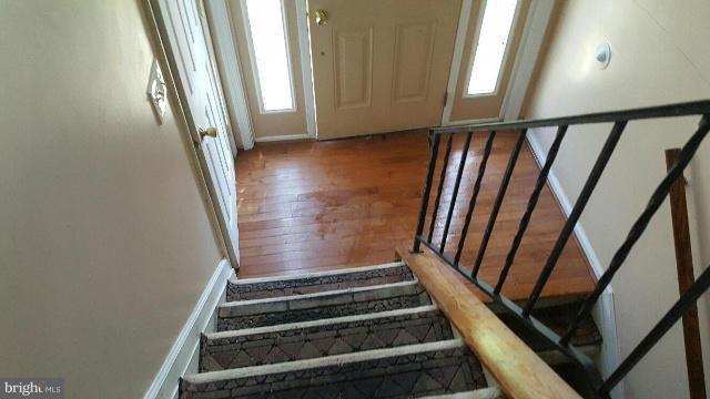 SUBURBIA - Residential