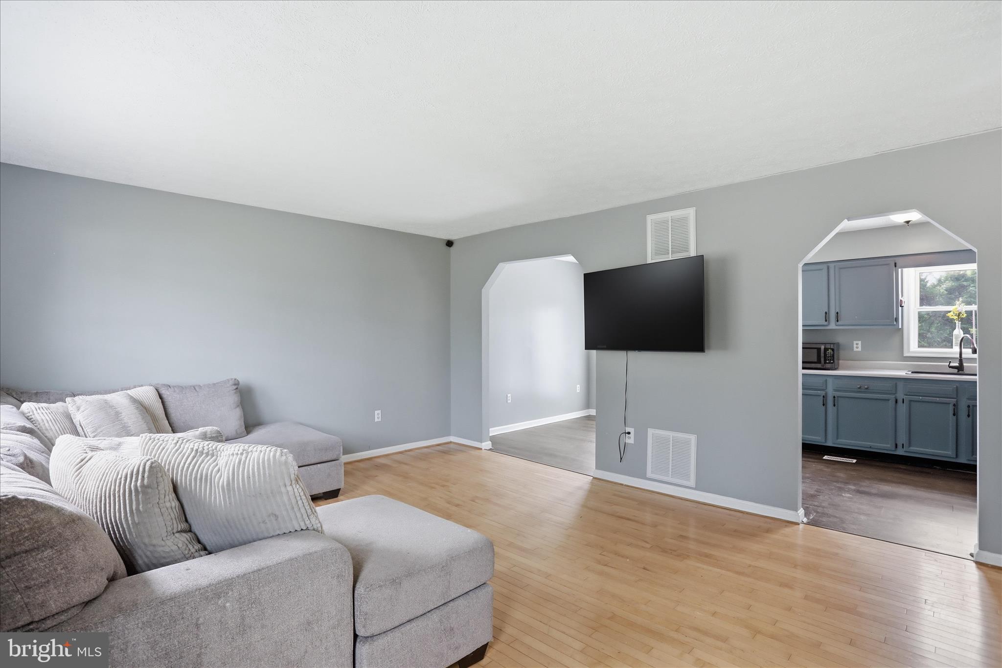 THE MEADOWS AT STRASBURG - Residential