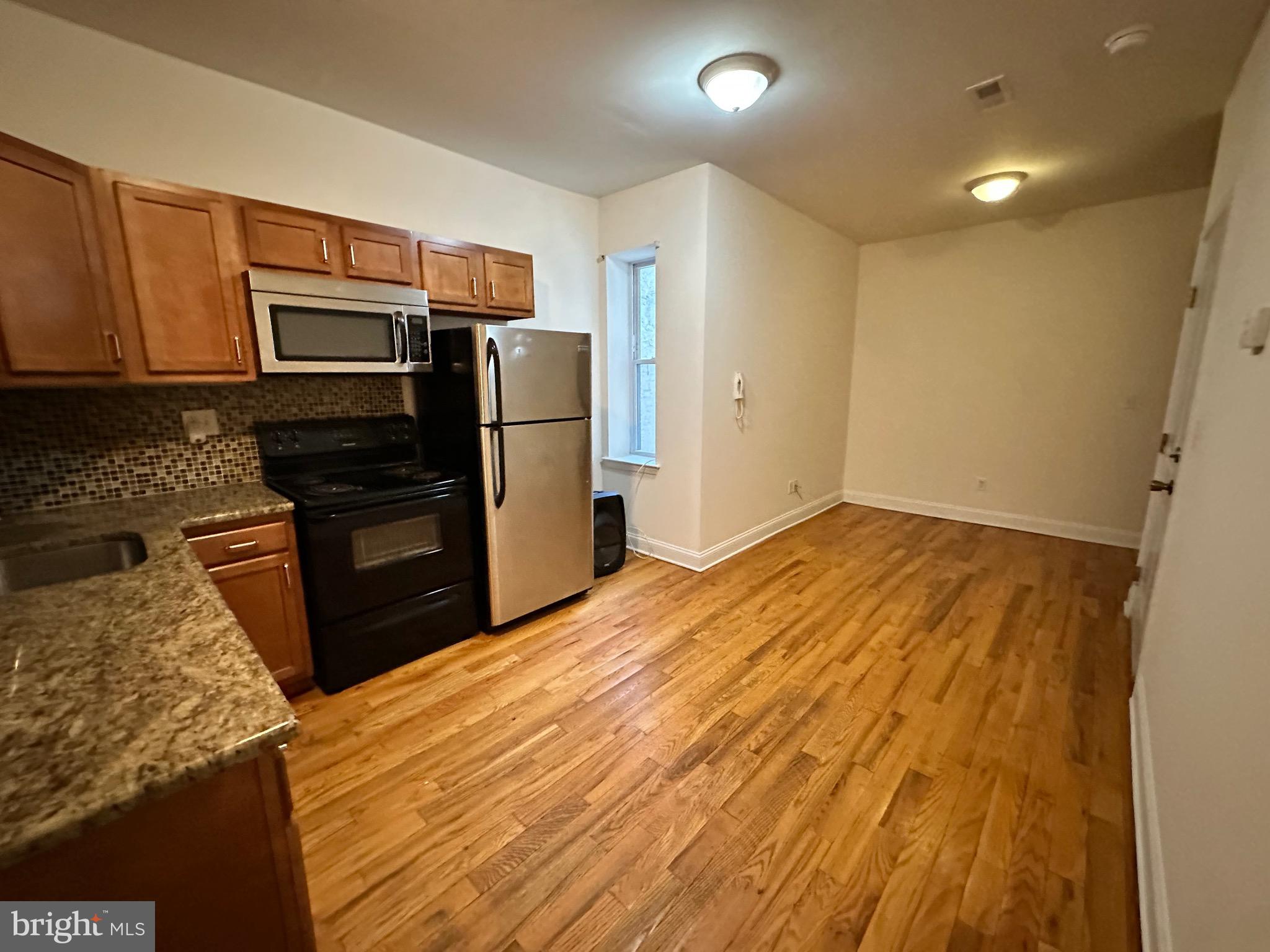 2258 N PARK AVENUE 2ND FLOOR