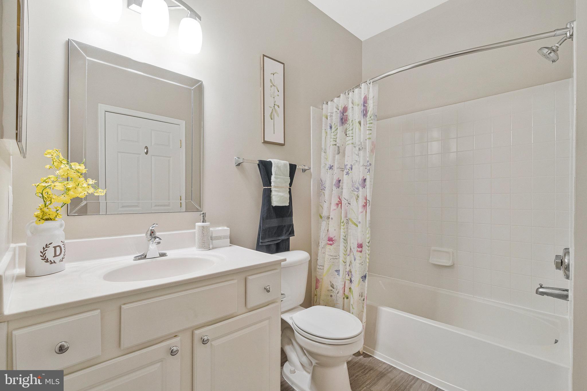 WESTBROOK COURT - Residential