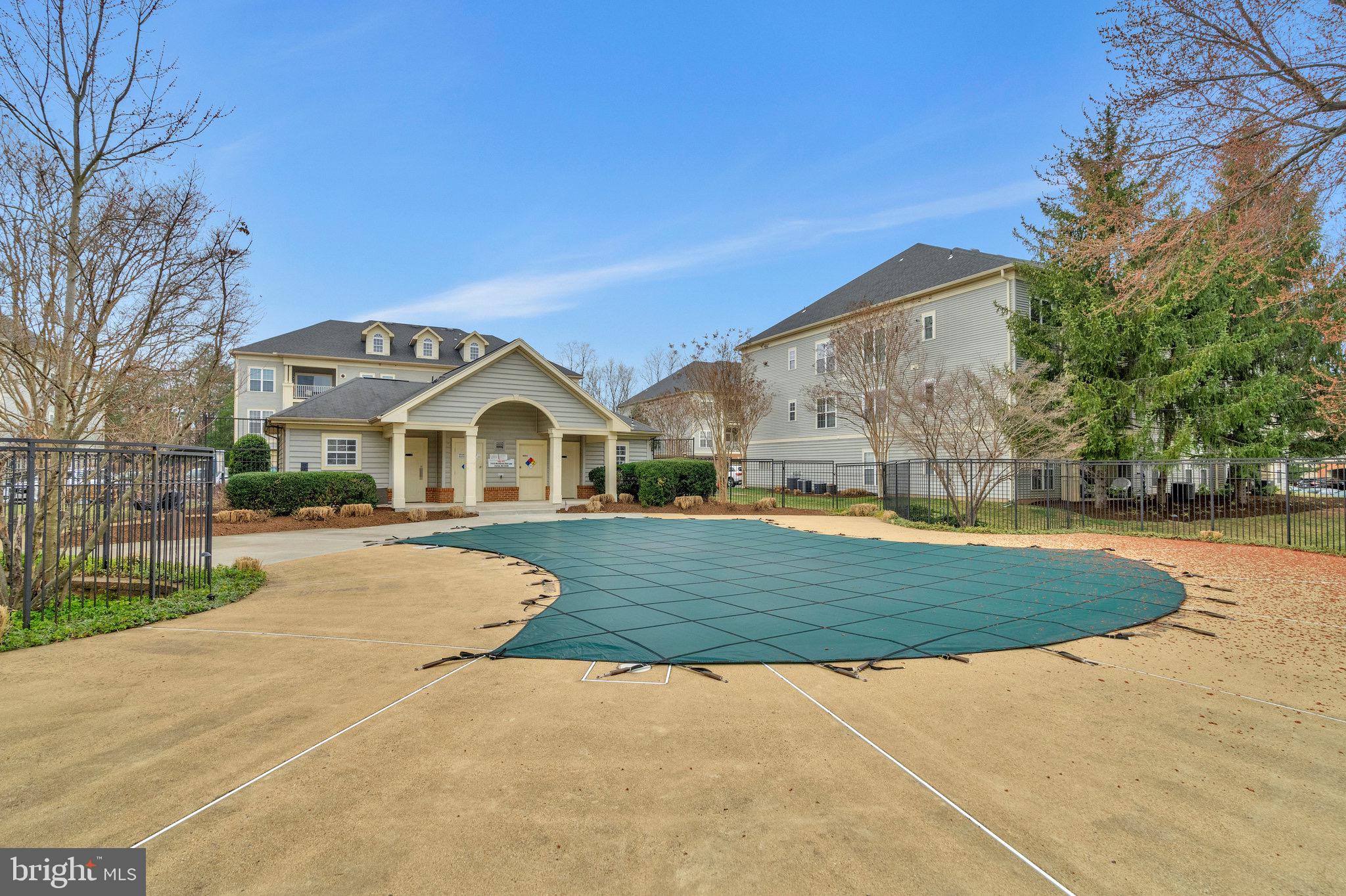 WESTBROOK COURT - Residential