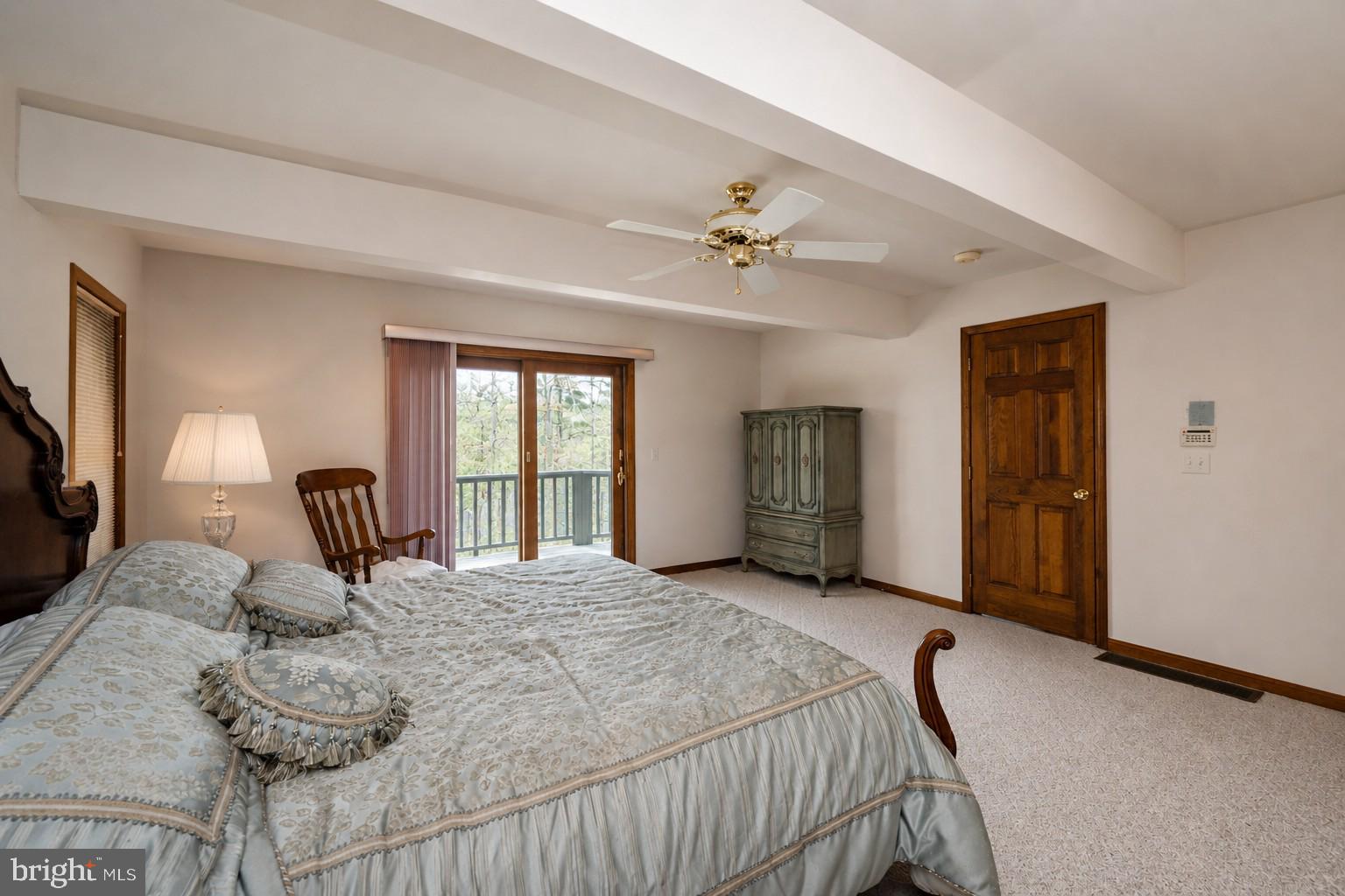 THOUSAND ACRES - Residential