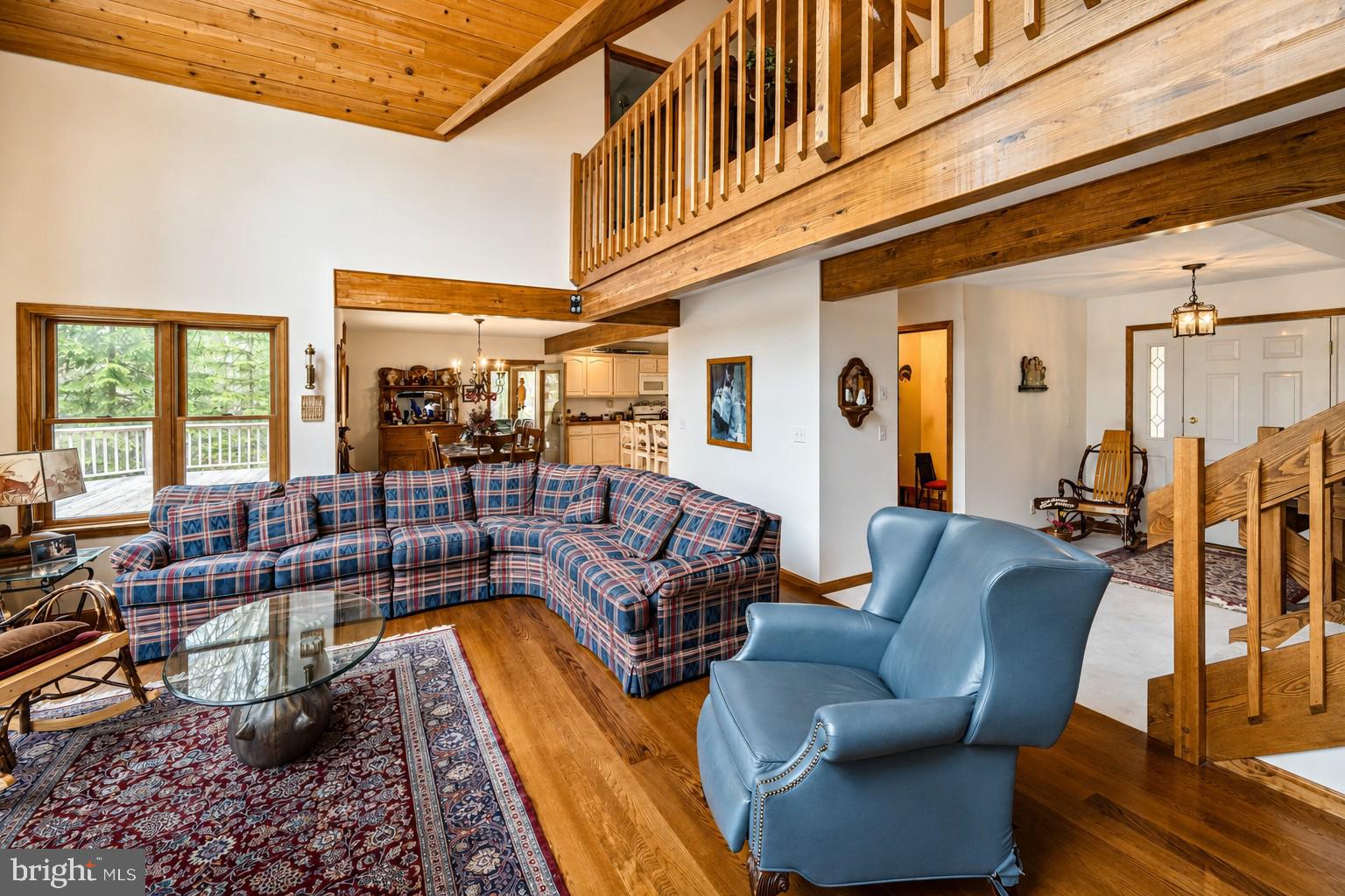 THOUSAND ACRES - Residential