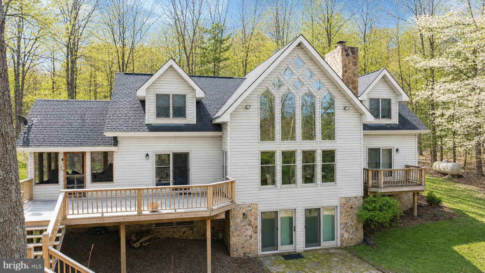 THOUSAND ACRES - Residential
