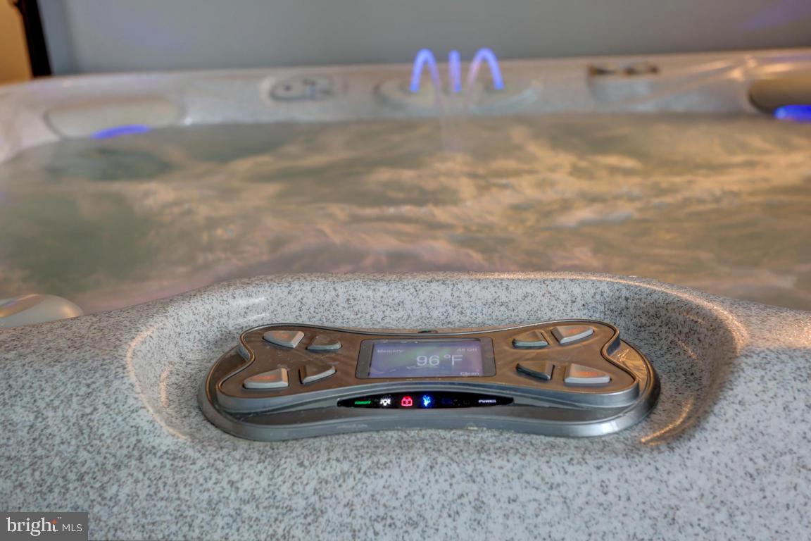 STERLING PLACE - Residential