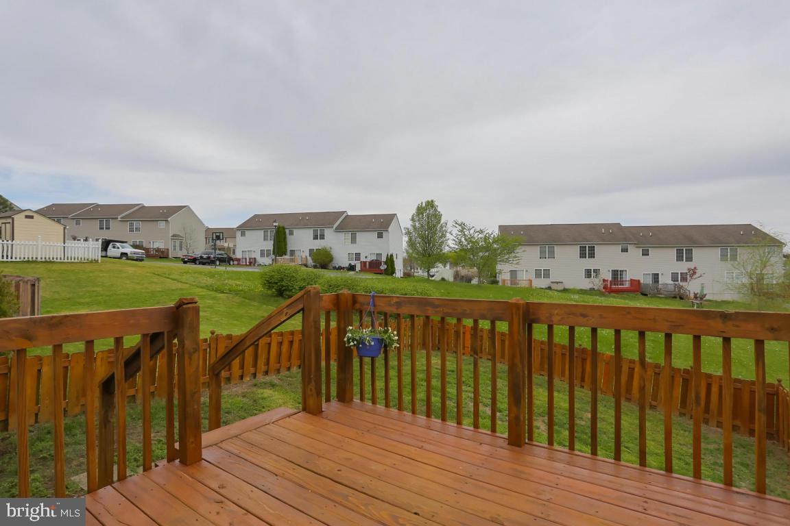 STERLING PLACE - Residential