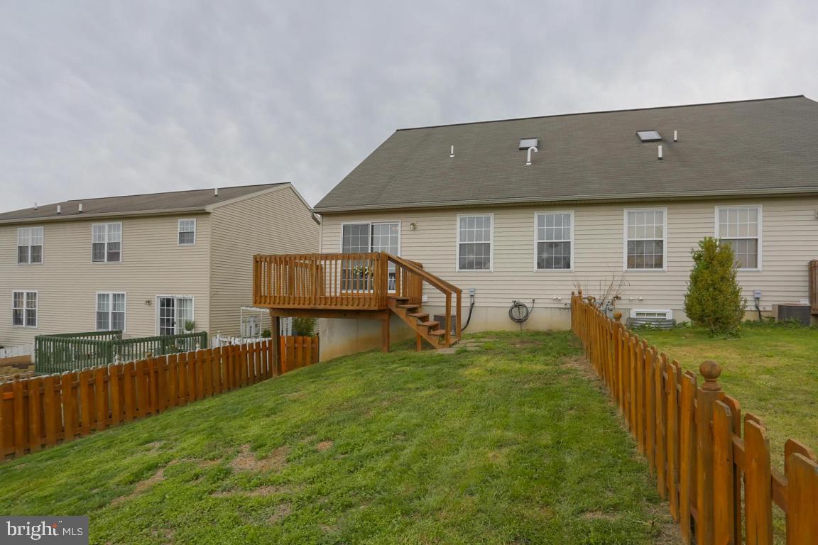 STERLING PLACE - Residential