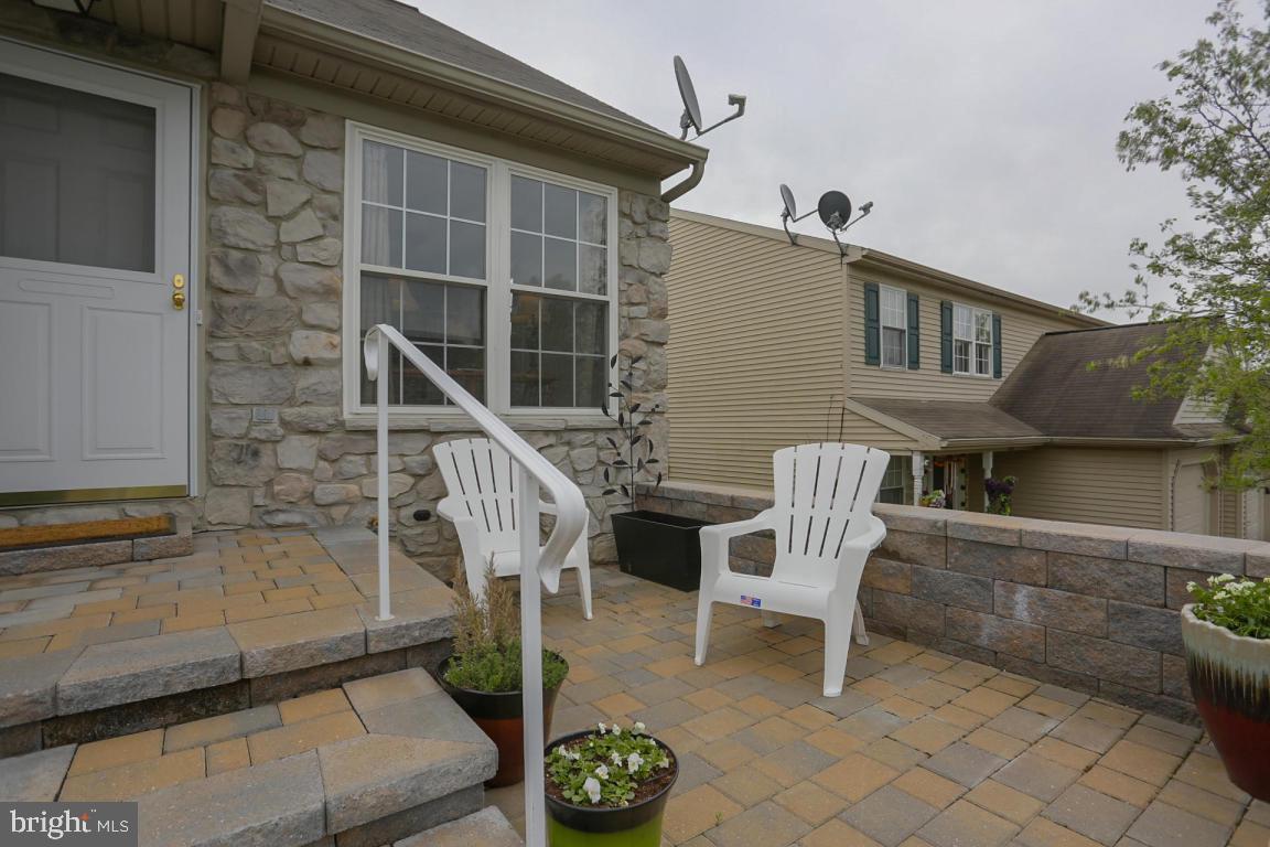 STERLING PLACE - Residential