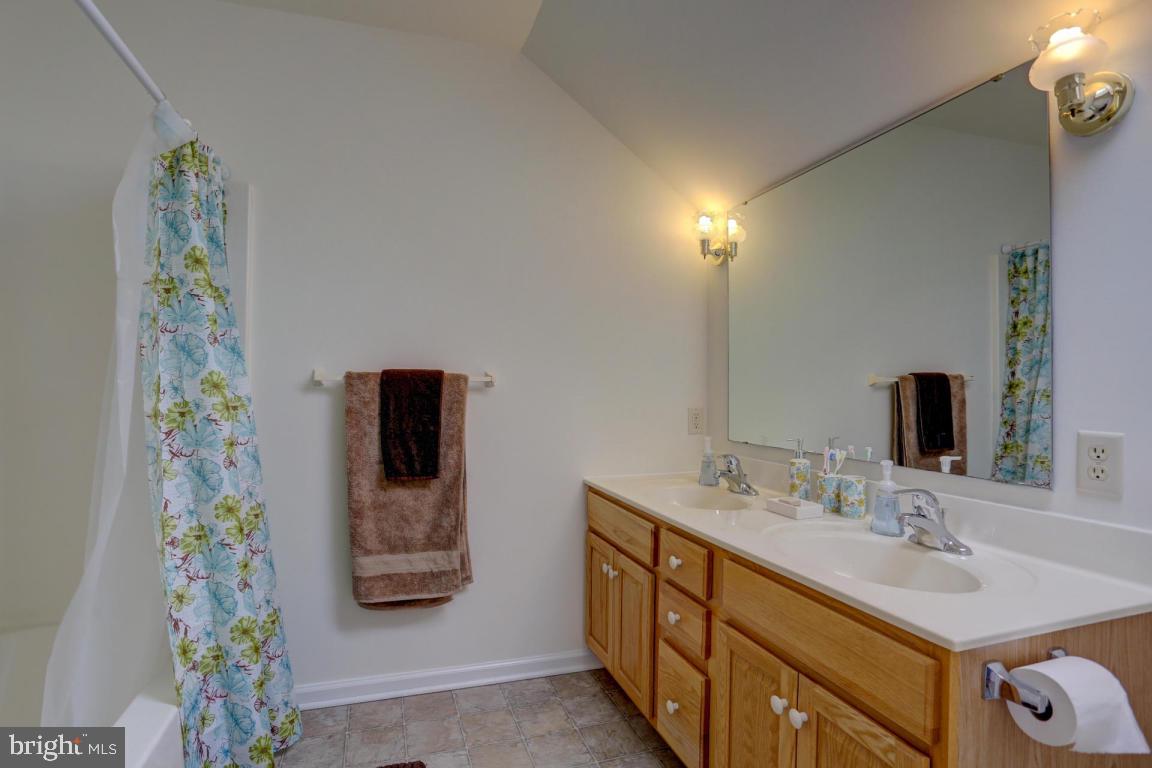 STERLING PLACE - Residential