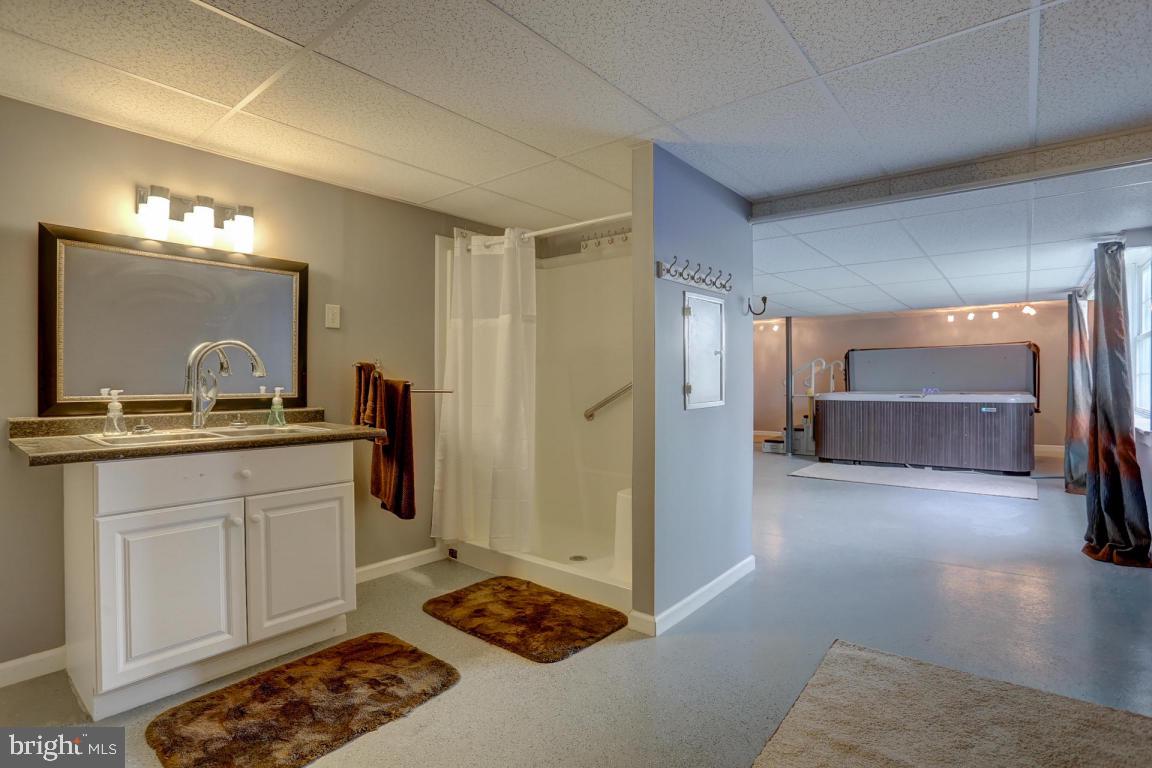 STERLING PLACE - Residential