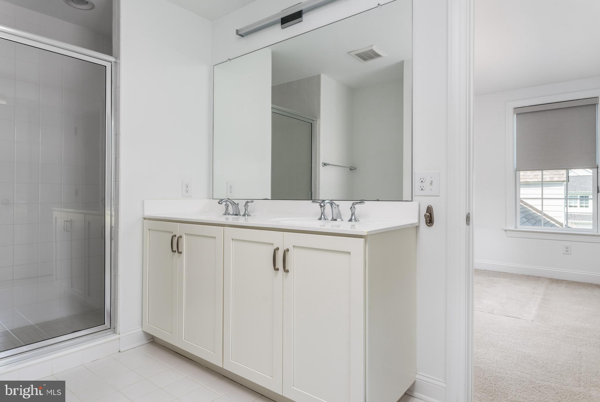 ASHWOOD HALL - Residential