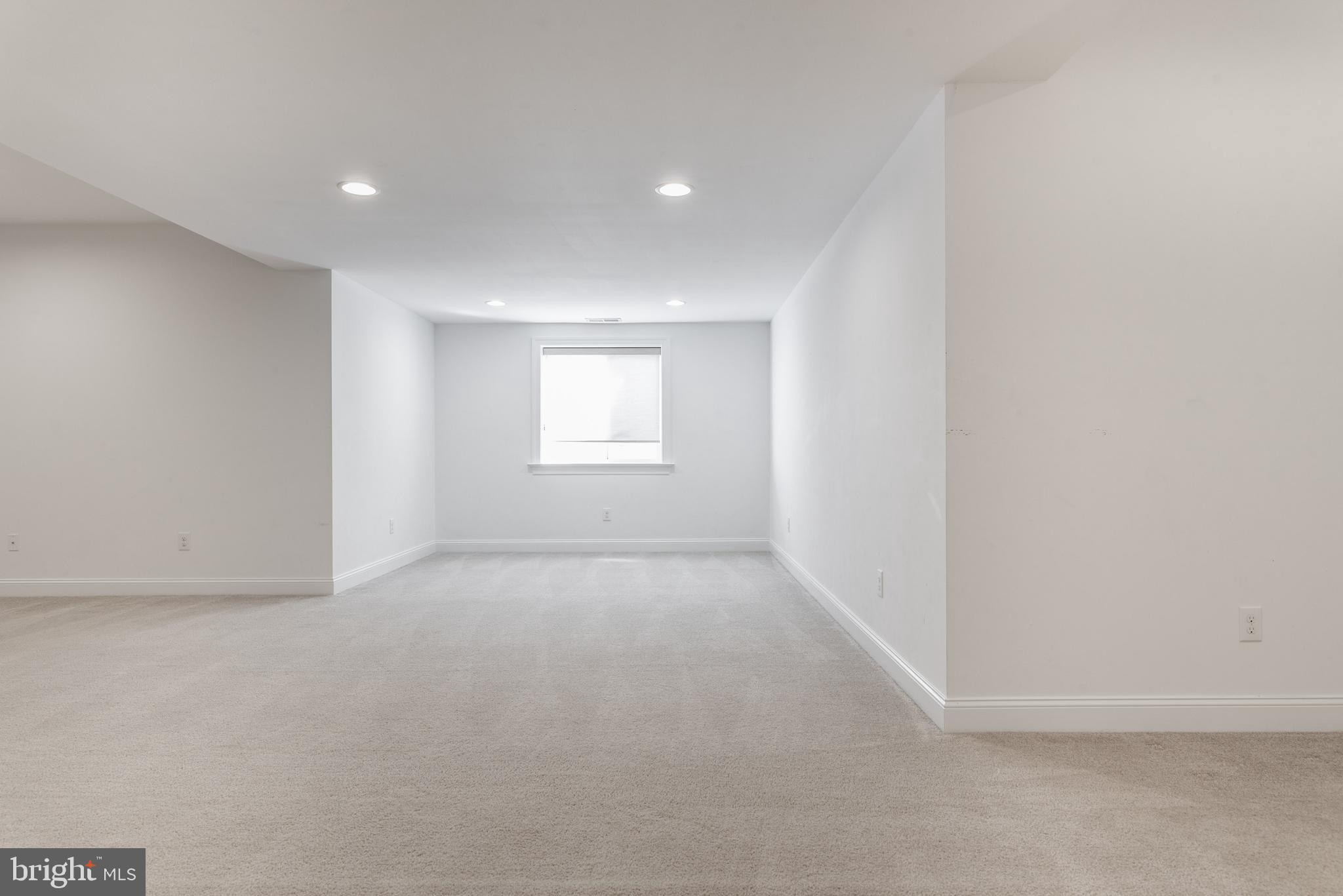 ASHWOOD HALL - Residential