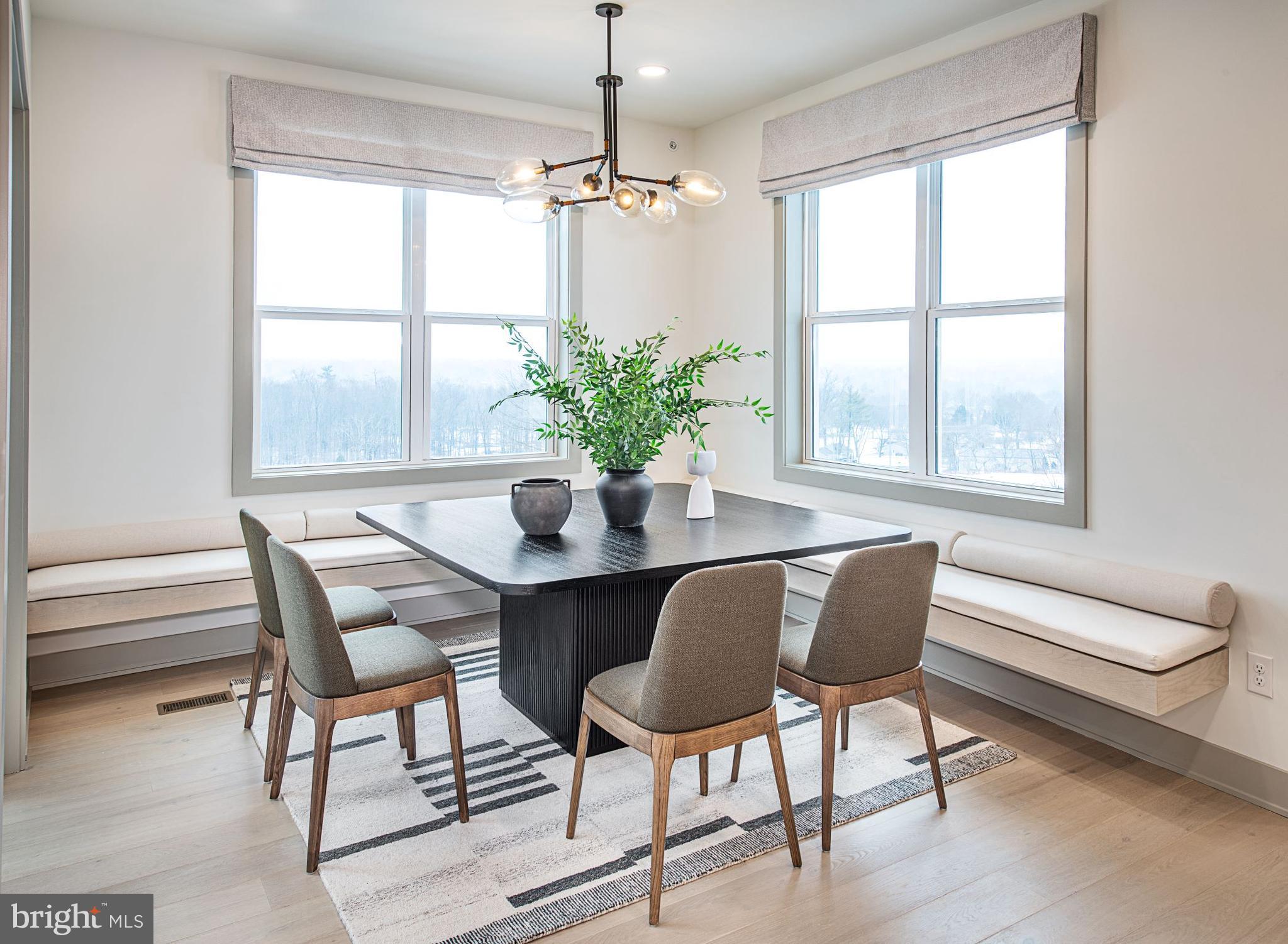 BRETON HILL - Residential