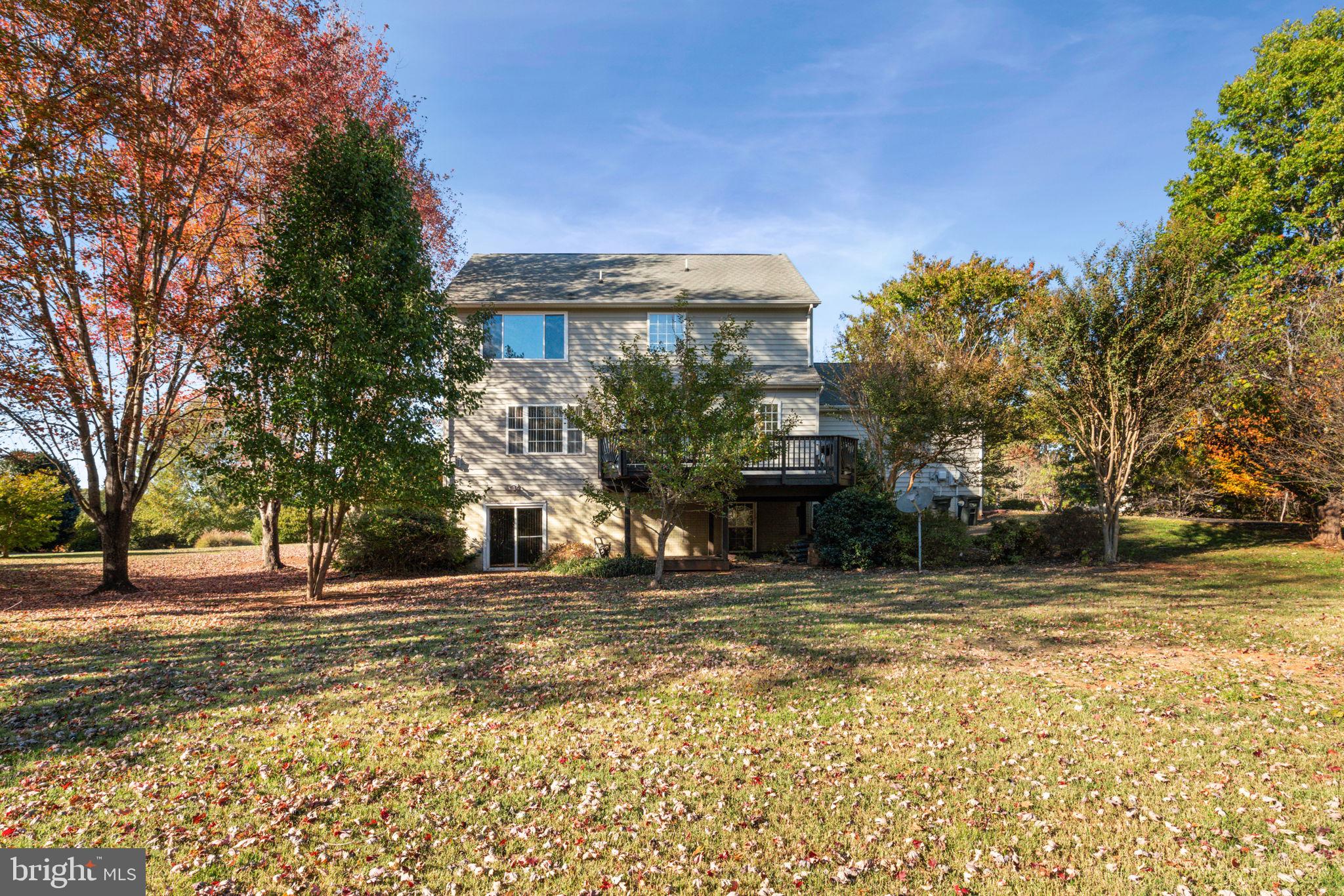 FOX CHASE - Residential