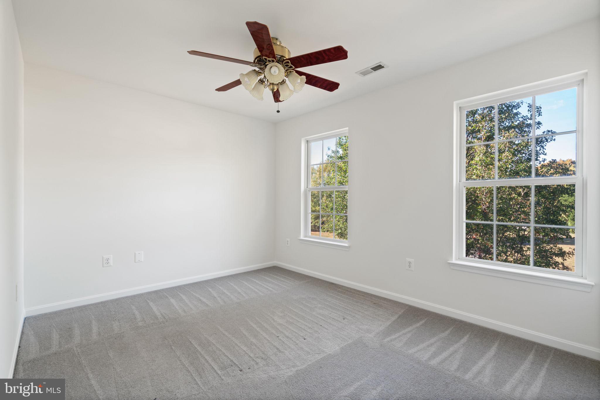 FOX CHASE - Residential