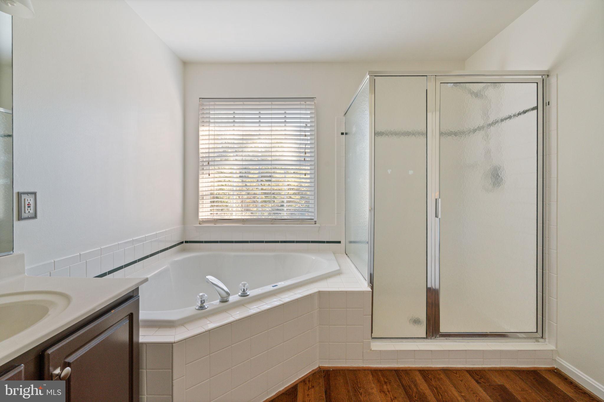 FOX CHASE - Residential