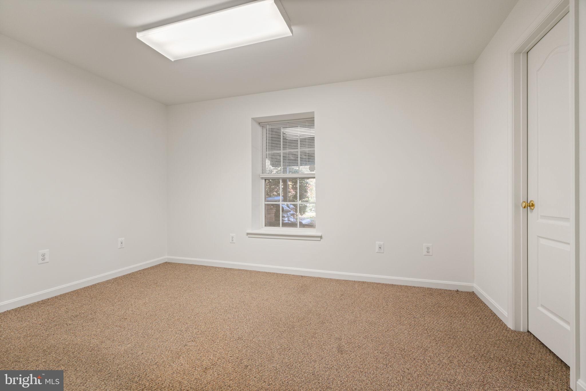 FOX CHASE - Residential