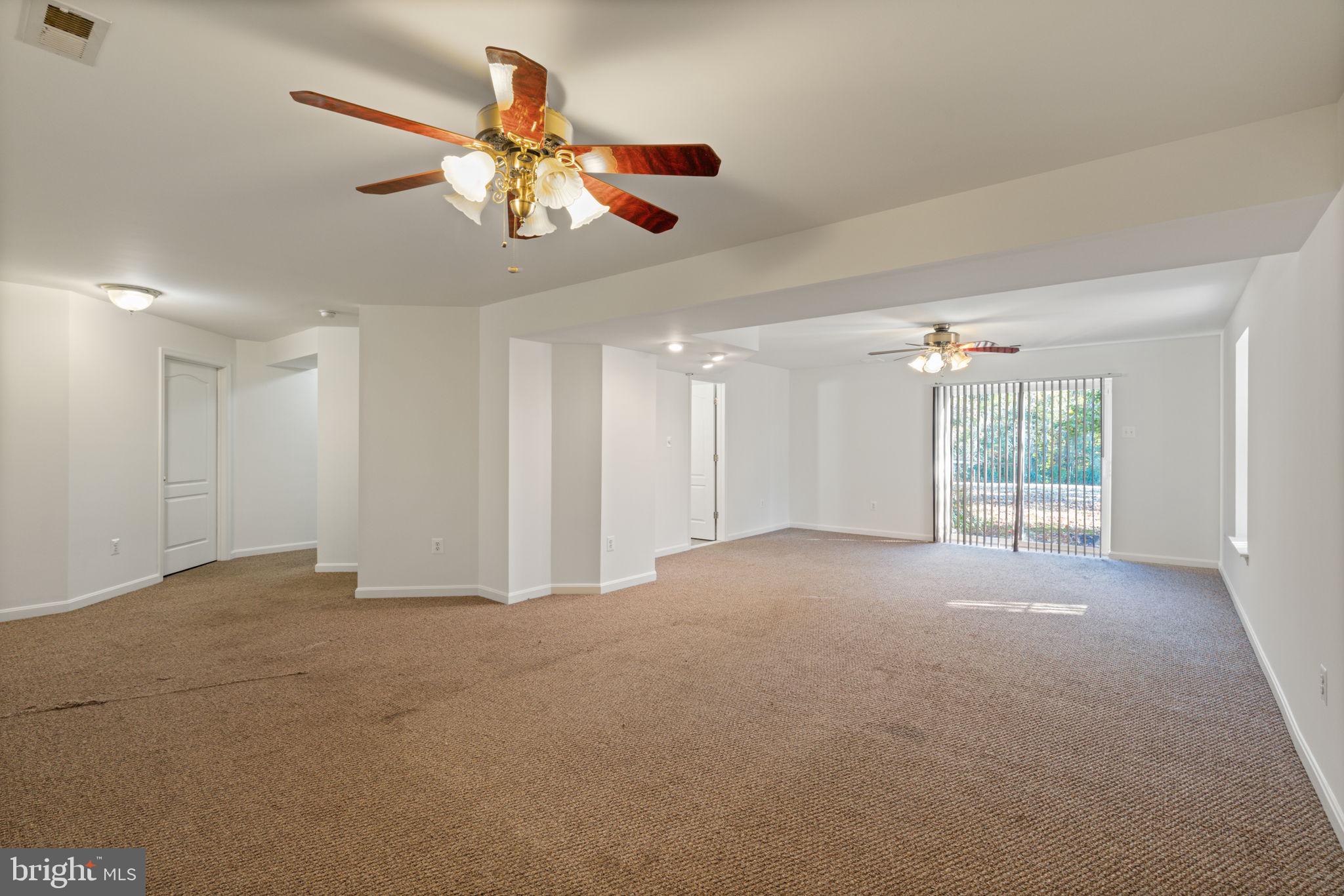 FOX CHASE - Residential