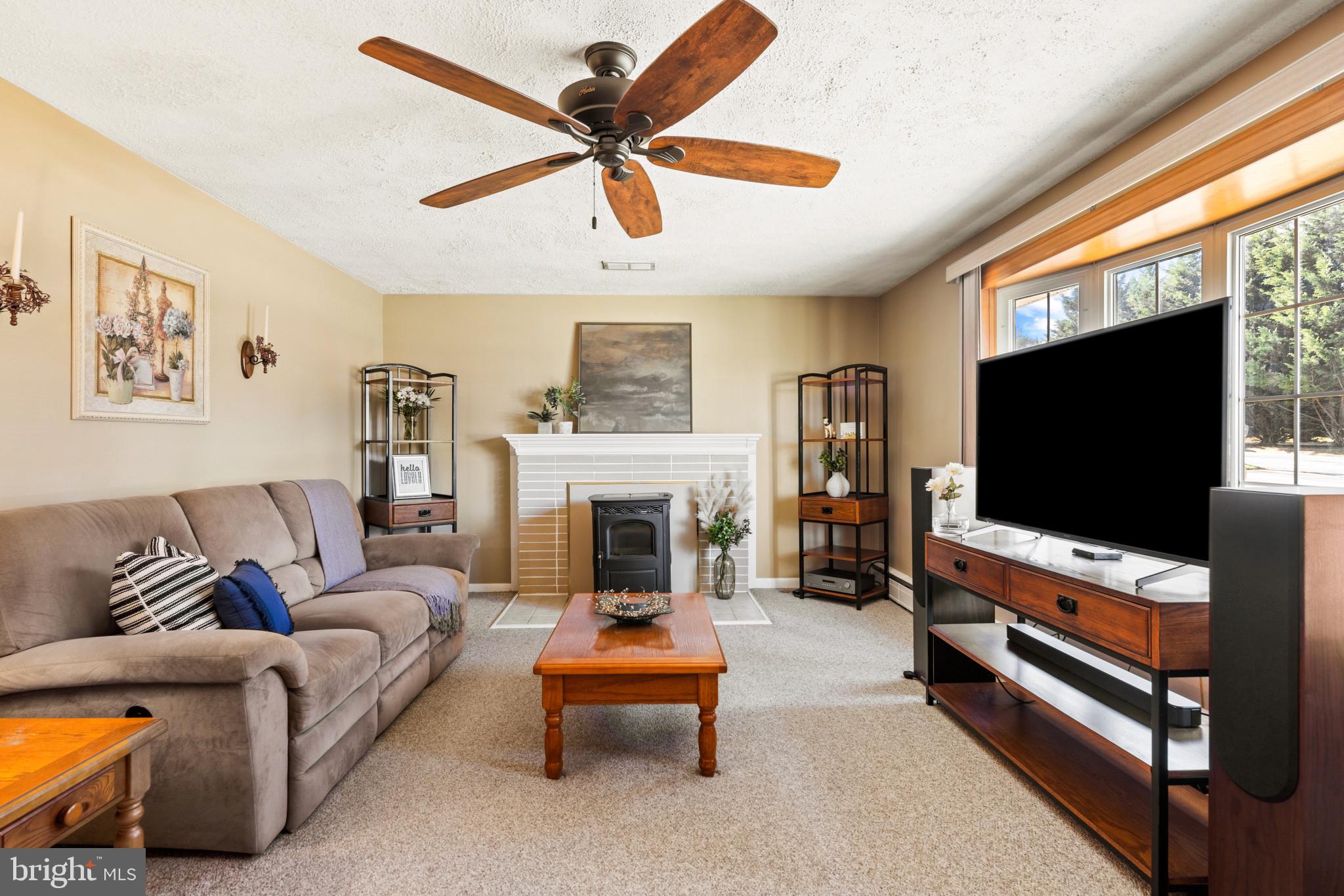 HUNTING LODGE - Residential